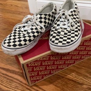 Van Men shoes size 11. The old school look that never goes put of style.